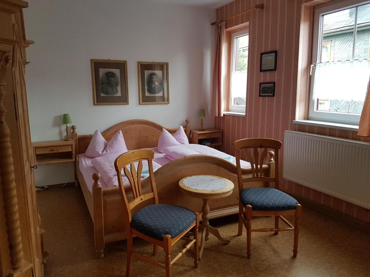 Gasthaus Und Hotel Peterhaensel Spechtsbrunn Exteriör bild